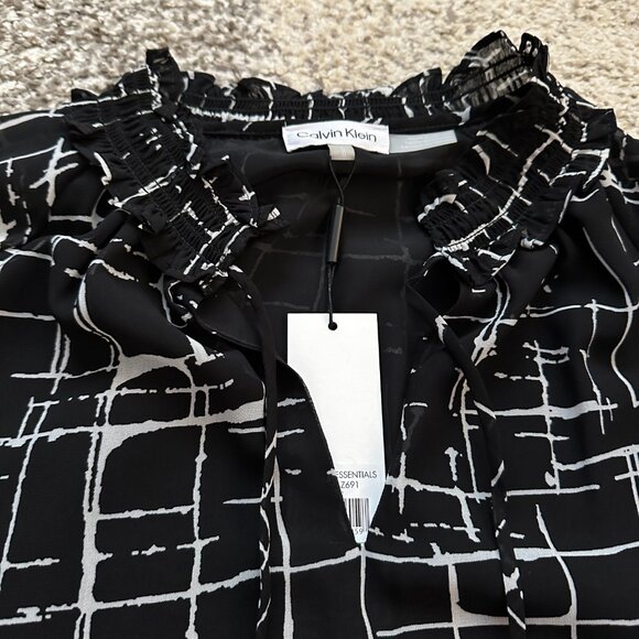 CALVIN KLEIN (L) Black White Geometric Print Chiffon Peasant Blouse Top Tie-Neck - Picture 6 of 12